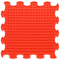 mata sensoryczna Kolce miękki ( soft) 1 szt - jasnoczerwony