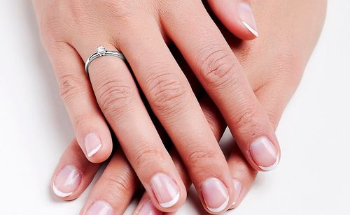 Złoty pierścionek PBD0717 - Diament na Arena.pl