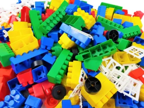 KLOCKI KONSTRUKCYJNE 500 w POJEMNIKU POLSKIE DUŻE na Arena.pl