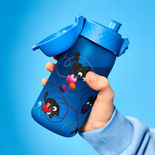 BUTELKA BIDON NA WODĘ DO SZKOŁY PRZEDSZKOLA NIEBIESKI KOTKI KOTY ION8 0,35 na Arena.pl