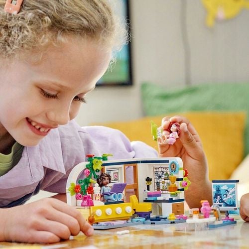 ZESTAW LEGO FRIENDS 41740 POKÓJ ALIYI + GRATIS LEGO 30417 OGRODOWY KWIAT na Arena.pl