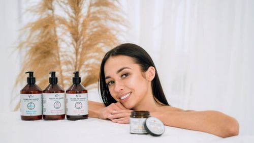 OLEJEK DO MASAŻU MAKADAMIA I OLEJ JOJOBA VCEE NATURALNY 500 ML na Arena.pl