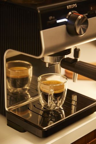 Ekspres kolbowy z dyszą spieniającą KRUPS Authentic+ C80 XP384G 15 bar na Arena.pl