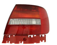Audi A4 99-01 Lampa tylna prawa SEDAN