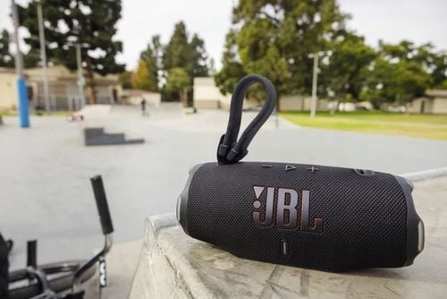 Głośnik bezprzewodowy JBL Charge 6 Czarny na Arena.pl