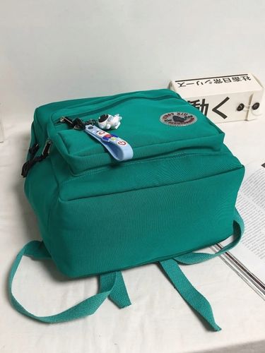 PLECAK SZKOLNY MŁODZIEŻOWY MIEJSKI POJEMNY BRELOK na Arena.pl