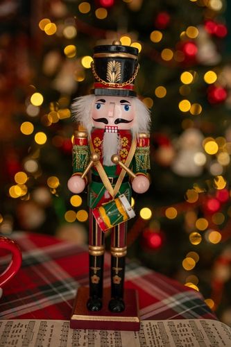 ŚWIĄTECZNE FIGURKI DZIADEK DO ORZECHÓW DUŻY DREWNIANY OZDOBA NA PODSTAWCE na Arena.pl