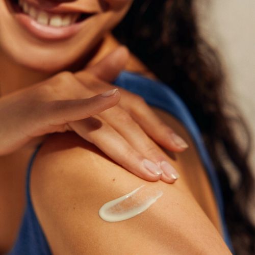 NIVEA SUN PROTECT&MOISTURE Balsam do opalania przeciwsłoneczny SPF 30 100ml na Arena.pl