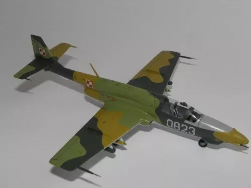 TS-11 Iskra 200BR, C-21, 1:72 na Arena.pl