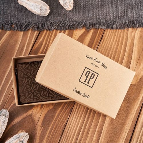 portfel damski skórzany brązowy w geometryczny wzór rfid na Arena.pl