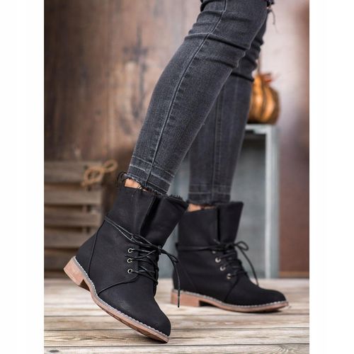 Stylowe Traperki r.40 na Arena.pl