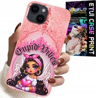 ETUI DO IPHONE 15 PLUS - CUPID VIBES Z UROCZĄ ANIOŁKIEM PLECKI