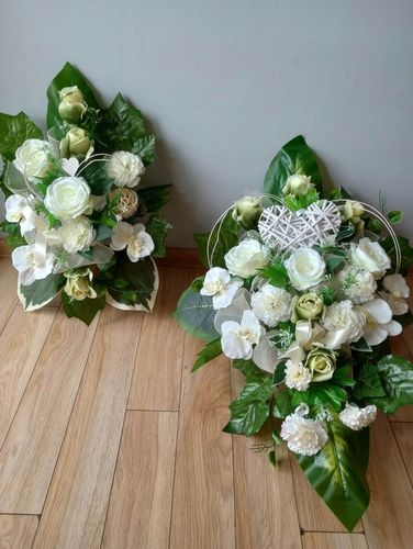 Stroik na cmentarz GRÓB kompozycja KOMPLET SERCE na Arena.pl