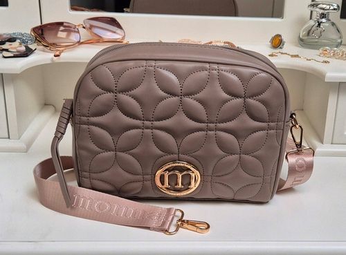 BEŻOWA TOREBKA LISTONOSZKA MONNARI MOCHA MOUSSE PASEK LOGO na Arena.pl