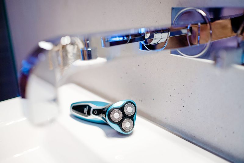 Golarka rotacyjna HYPERCARE PRO700 zdjęcie 8