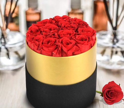 FLOWER BOX Z 12 PRAWDZIWYCH RÓŻ na Arena.pl