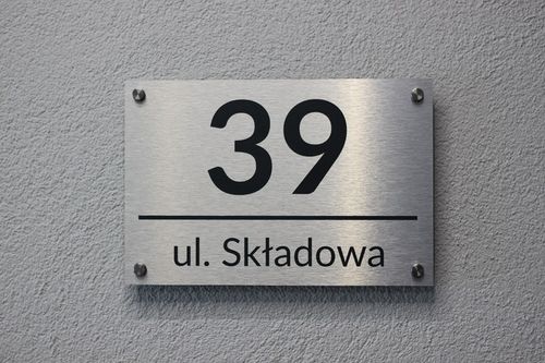 Tabliczka z numerem na dom tablica adresowa aluminiowa numer domu na Arena.pl