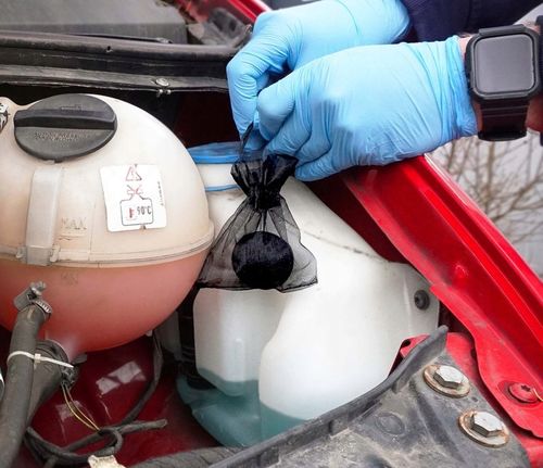 ODSTRASZACZ NA KUNY ŚRODEK ZAPACHOWY DO OCHRONY SAMOCHODU KUNA BALL 2 na Arena.pl