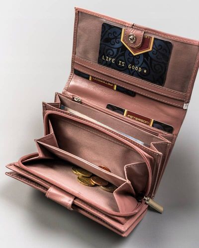 średnich rozmiarów portfel damski ze skóry naturalnej - peterson na Arena.pl