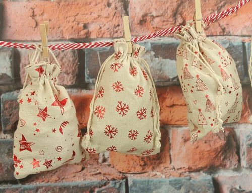 KALENDARZ ADWENTOWY dla DZIECI wiszący WORECZKI 12/16 cm DIY ZESTAW 73 el. na Arena.pl