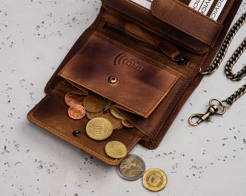 duży, skórzany portfel męski z łańcuszkiem na Arena.pl