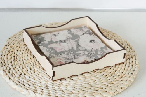 Serwetnik, tacka na serwetki na Arena.pl