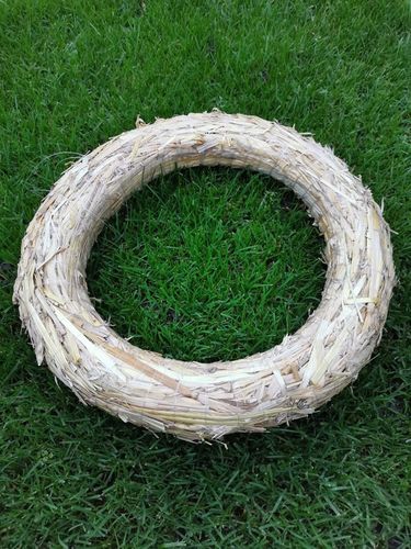 Wianek słomiany 25 cm x 25 sztuk, podkład ze słomy, dekoracja na Arena.pl