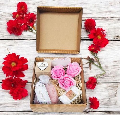 PREZENT na 40 urodziny 50 urodziny dla kobiety 20 30 60 18 KOSZ na Arena.pl