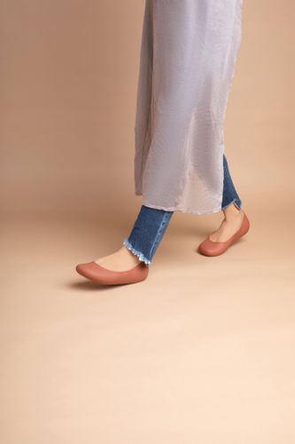 Damskie Wsuwane Buty Baleriny Baletki Brooklyn 209384 Flat 38-39 na Arena.pl