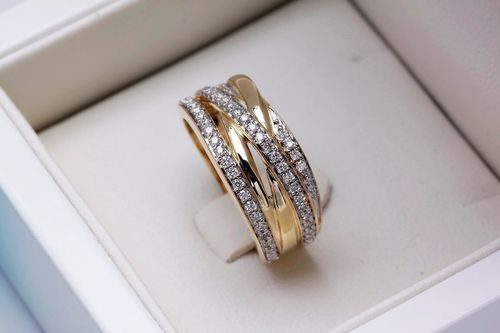 Złoty pierścionek PXD1267 - Diament na Arena.pl