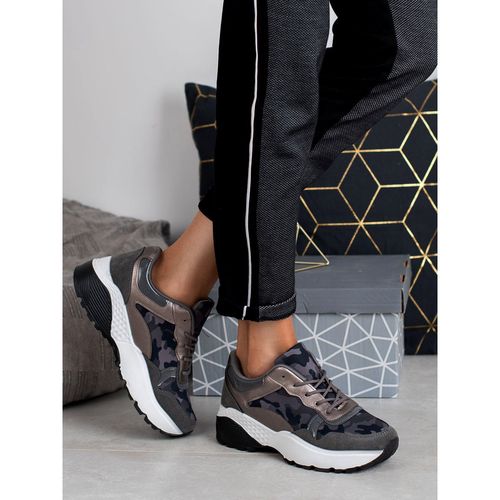 Sneakersy Moro r.40 na Arena.pl