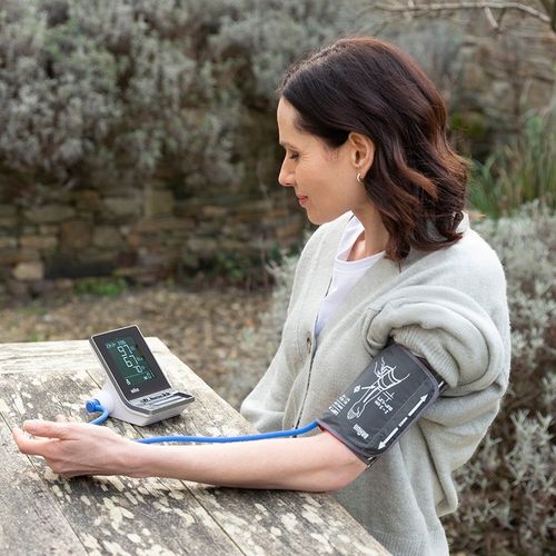 CIŚNIENIOMIERZ NARAMIENNY BRAUN EXACTFIT 3 BUA6150 2MANKIETY ETUI ARYTMIA na Arena.pl