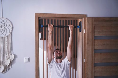 SOLIDNY DRĄŻEK ROZPOROWY DO PODCIĄGANIA ĆWICZEŃ SIŁOWNIA REGULOWANY 180 KG na Arena.pl