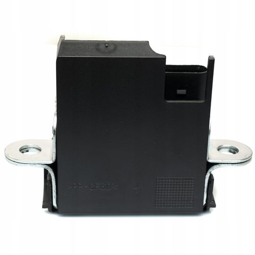 ZAMEK BAGAŻNIKA KLAPY TYŁ VW PASSAT B6 B7 GOLF V VI POLO 6R TOURAN TIGUAN na Arena.pl