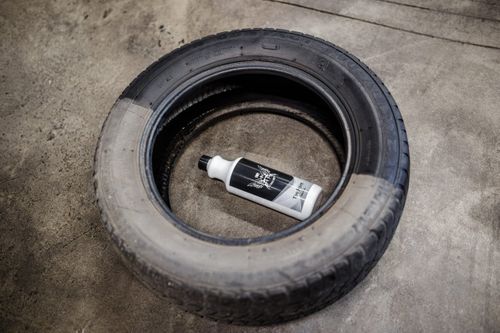RR CUSTOMS Tire Paint 1L Farba do opon na Arena.pl