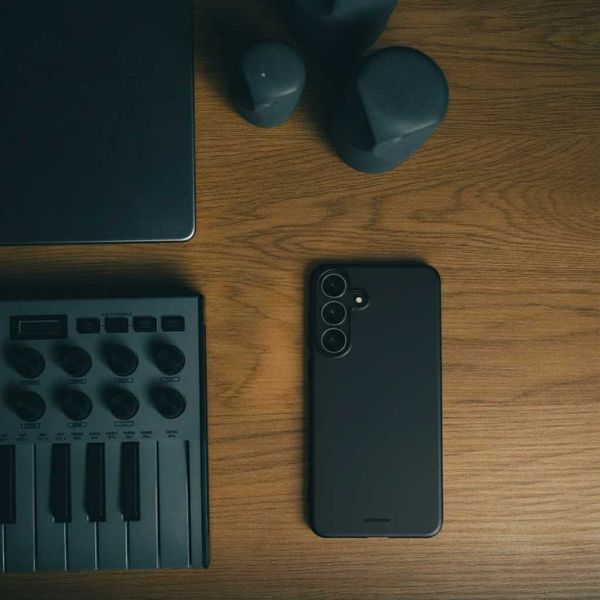 Spacecase Silicone Case 3.0 Galaxy S25 Fe Black zdjęcie 5