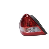LAMPA TYLNA LEWA NISSAN TIIDA 2004 2005 2006 2007 2008 2009 2010 2011 2012