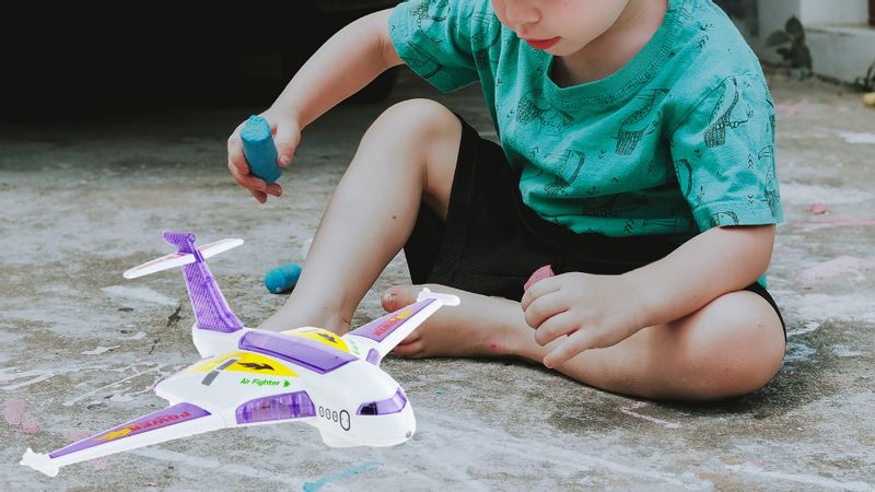 SAMOLOT jeżdzący INTERAKTYWNY ŚWIECĄCY LED GRAJĄCY DLA DZIECI Z DŹWIĘKIEM zdjęcie 13