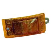 KIERUNKOWSKAZ PRZÓD LEWY NISSAN VANETTE 1992 1993 1994 1995 1996 1997 1998