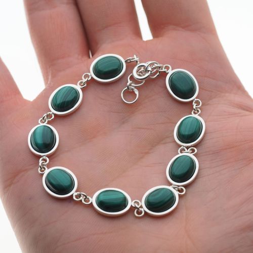 Bransoletka z owalnym malachitem w srebrze na Arena.pl
