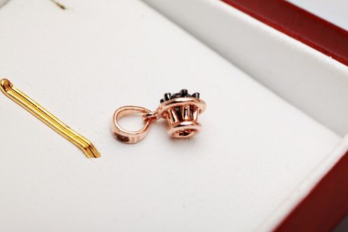 Złoty wisiorek WRD3178B - Diament na Arena.pl