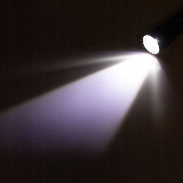 Latarka taktyczna LED + etui VERGIONIC zdjęcie 9