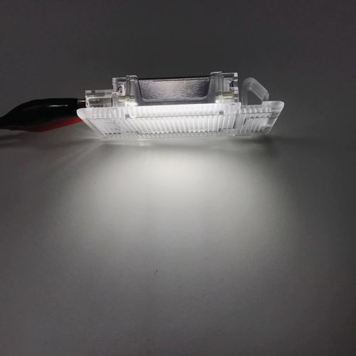 PODŚWIETLENIE WNĘTRZA NÓG LED BMW E60 E61 E39 E90 na Arena.pl