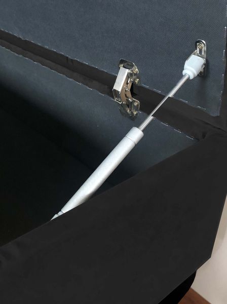 Pufa pikowana tapicerowana ze schowkiem zdjęcie 2