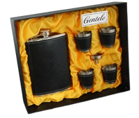 Czarna Piersiówka z Kieliszkami w Zestawie Prezent