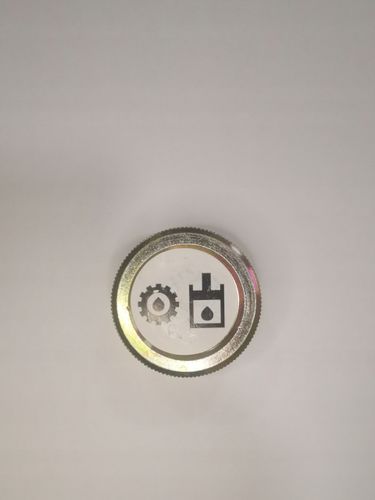 Korek Wlewu Oleju Massey Ferguson 675, 690, 698 na Arena.pl