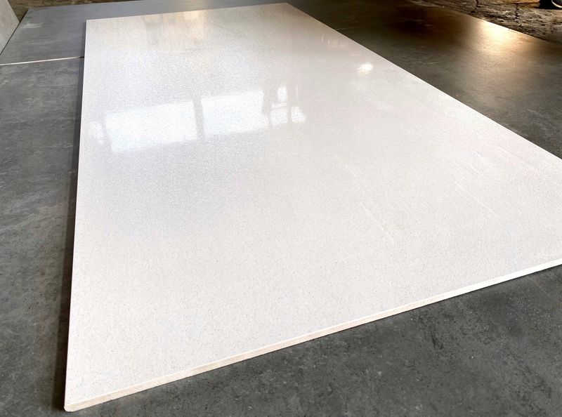 Gładki biały gres 120x60 Lappato BIAŁE PŁYTKI zdjęcie 1