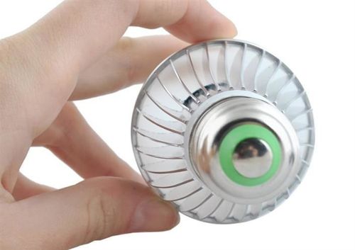 Żarówka LED E27 RGB na Arena.pl