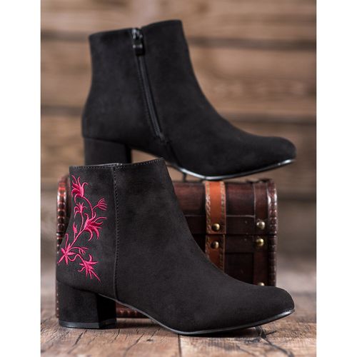 Botki Z Aplikacją r.40 na Arena.pl