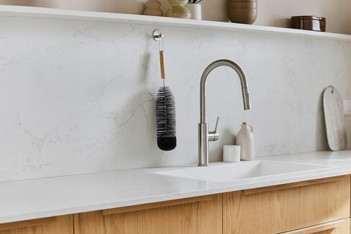 SZCZOTKA DO CZYSZCZENIA BUTELEK SATURATORA WODY WYCIOR DO MYCIA CZARNY na Arena.pl